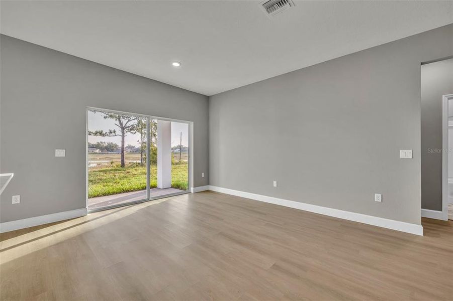 Spacious, unfurnished interior of a new home in , Deltona (Image 18).