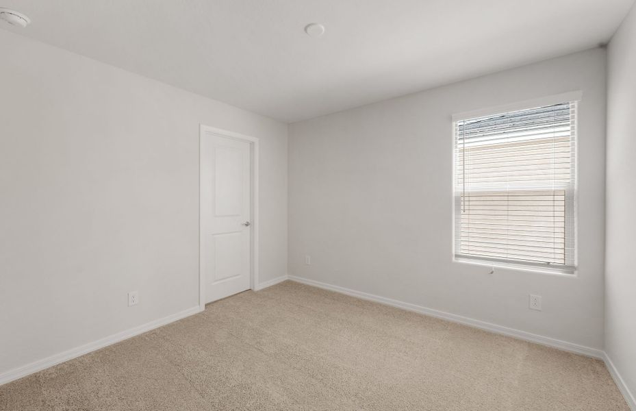 Spacious, unfurnished interior of a new home in Asante- Atrium Series, Surprise (Image 23).