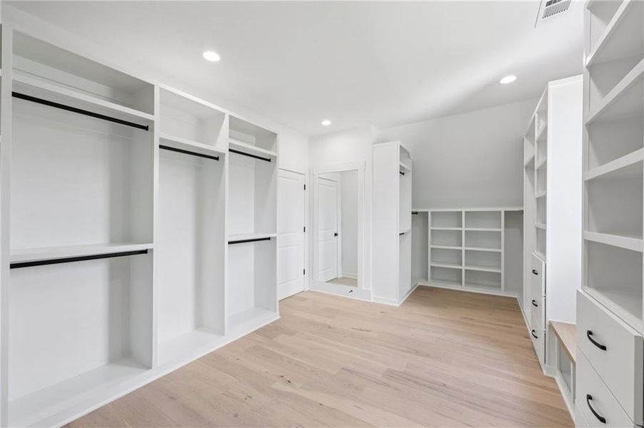 Spacious, unfurnished interior of a new home in , Buford (Image 55).