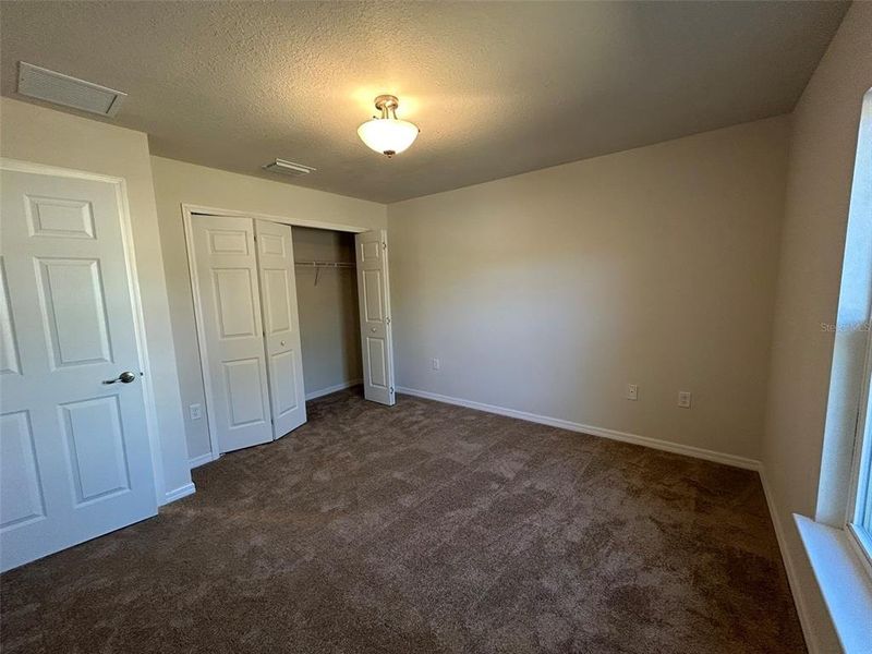 Spacious, unfurnished interior of a new home in , Citrus Springs (Image 18).
