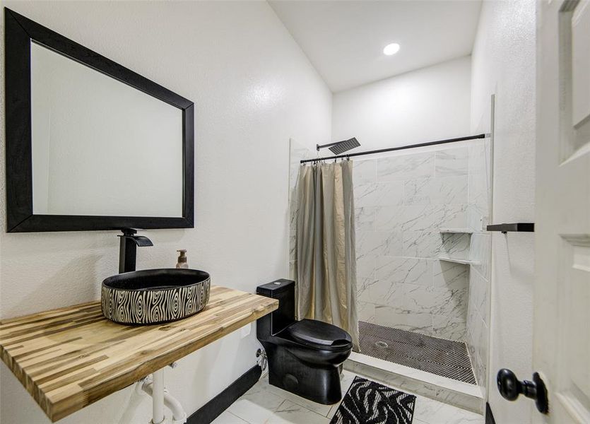 Furnished interior view inside a new home in , Decatur (Image 15).