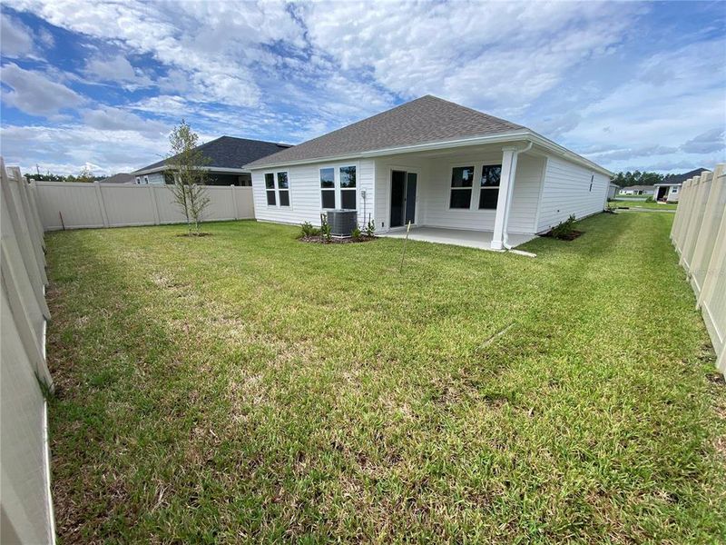 Exterior details and patio area of a home in Somerset - Executive Series, Palm Coast (Image 3).