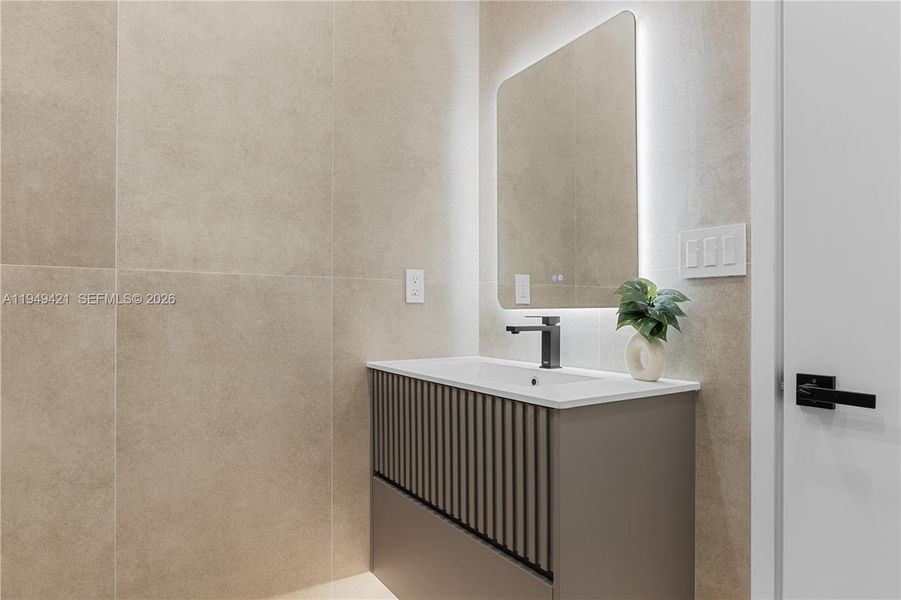 Close-up of interior finishes inside a home in , Miami (Image 23).