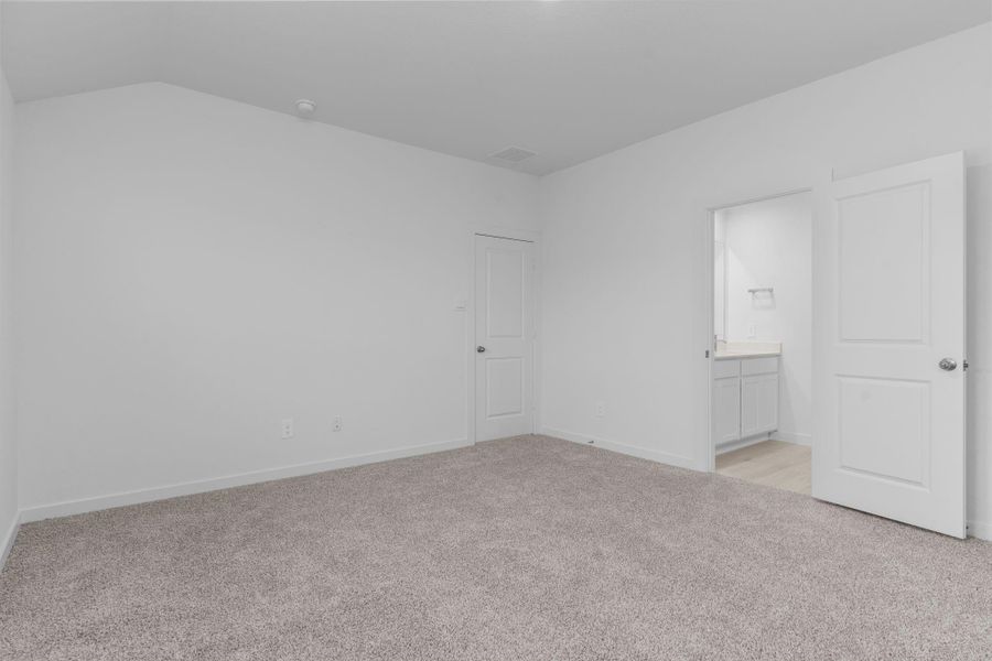 Spacious, unfurnished interior of a new home in Tamarron, Fulshear (Image 32). Spacious, unfurnished interior of a new home in Tamarron, Fulshear (Image 32).