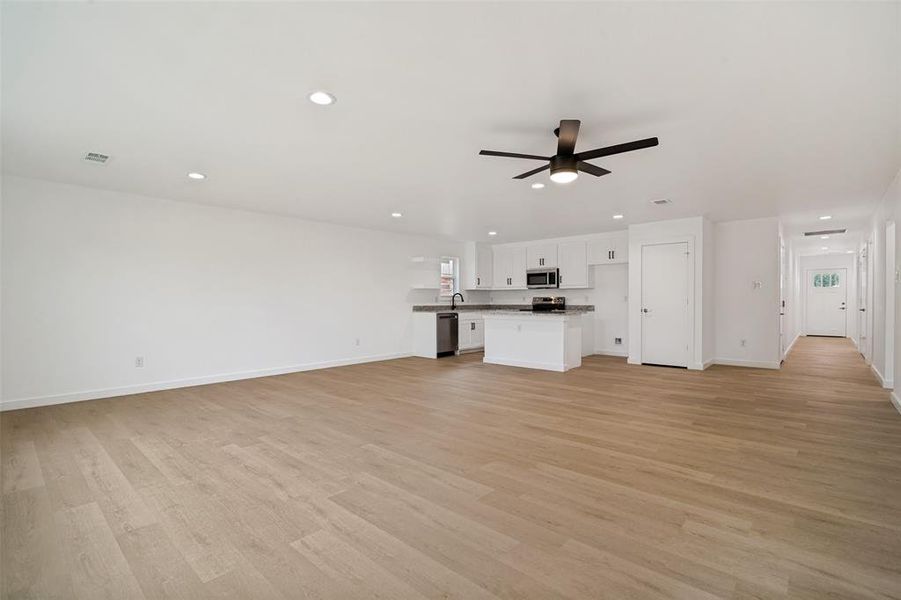 Spacious, unfurnished interior of a new home in , Terrell (Image 8). Spacious, unfurnished interior of a new home in , Terrell (Image 8).
