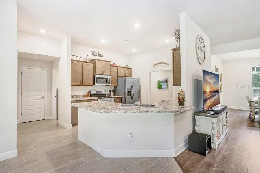 Furnished interior view inside a new home in Pine Ridge, Beverly Hills (Image 6).