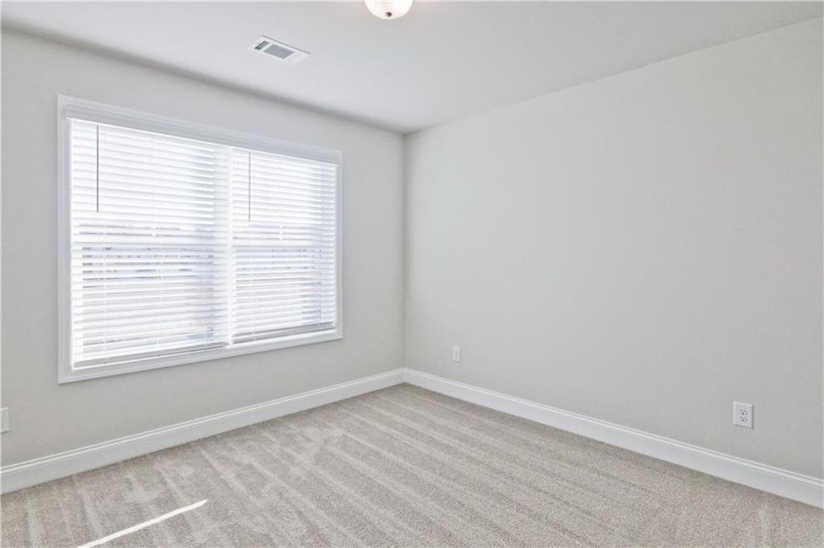 Spacious, unfurnished interior of a new home in Somerset at Riverbrook, Gainesville (Image 31).