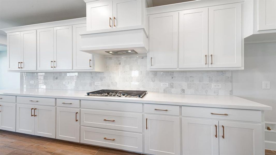 Furnished interior view inside a new home in Terraces 72', Rockwall (Image 8).