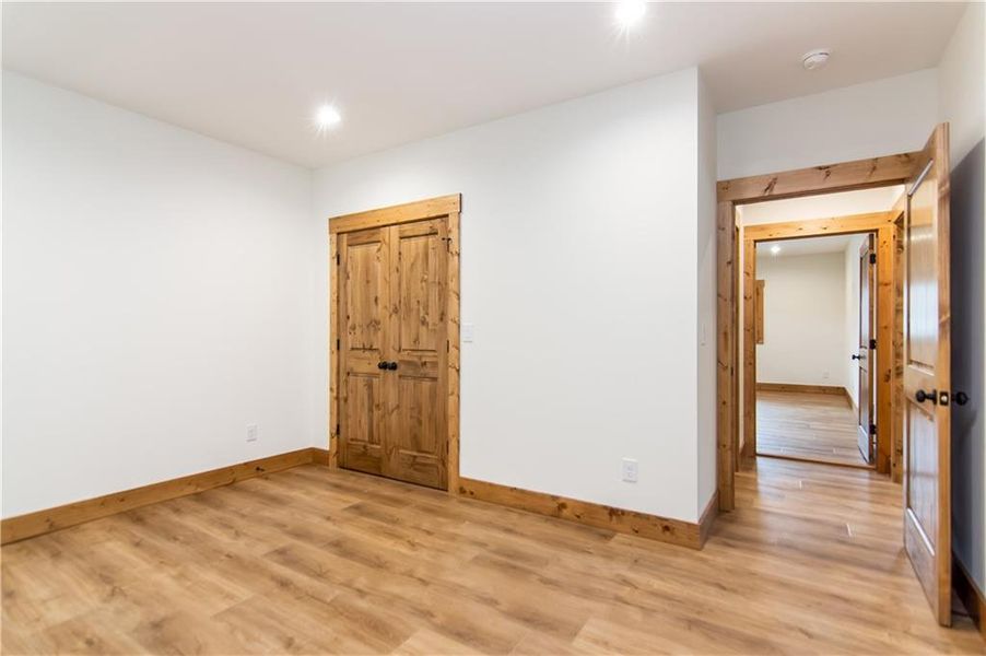 Spacious, unfurnished interior of a new home in , Talking Rock (Image 42).