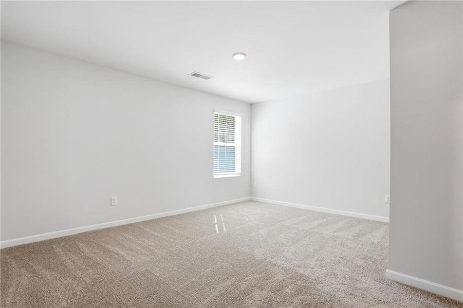 Spacious, unfurnished interior of a new home in Conner Springs, Social Circle (Image 18).
