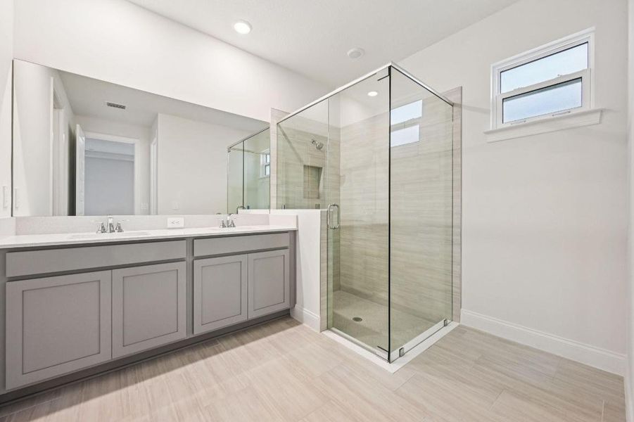 5649 Hampton Park Circle - 001 (25)