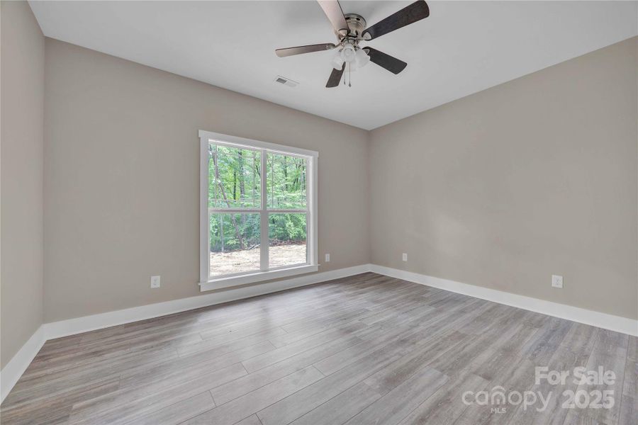 Spacious, unfurnished interior of a new home in , Mocksville (Image 27).