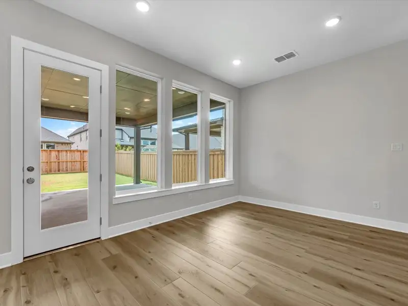 Spacious, unfurnished interior of a new home in Dunham Pointe, Cypress (Image 20).