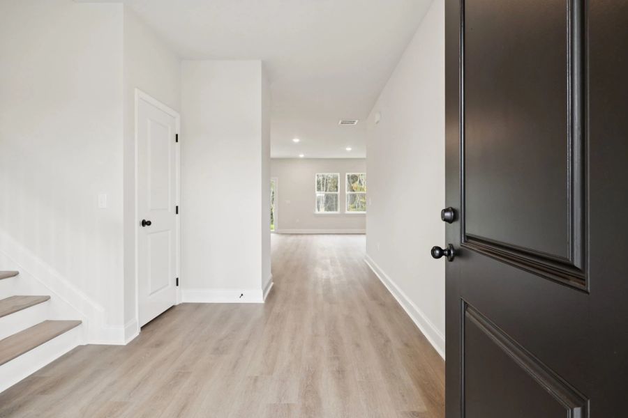 Spacious, unfurnished interior of a new home in Ascent at Arbor Ridge, La Vergne (Image 17).