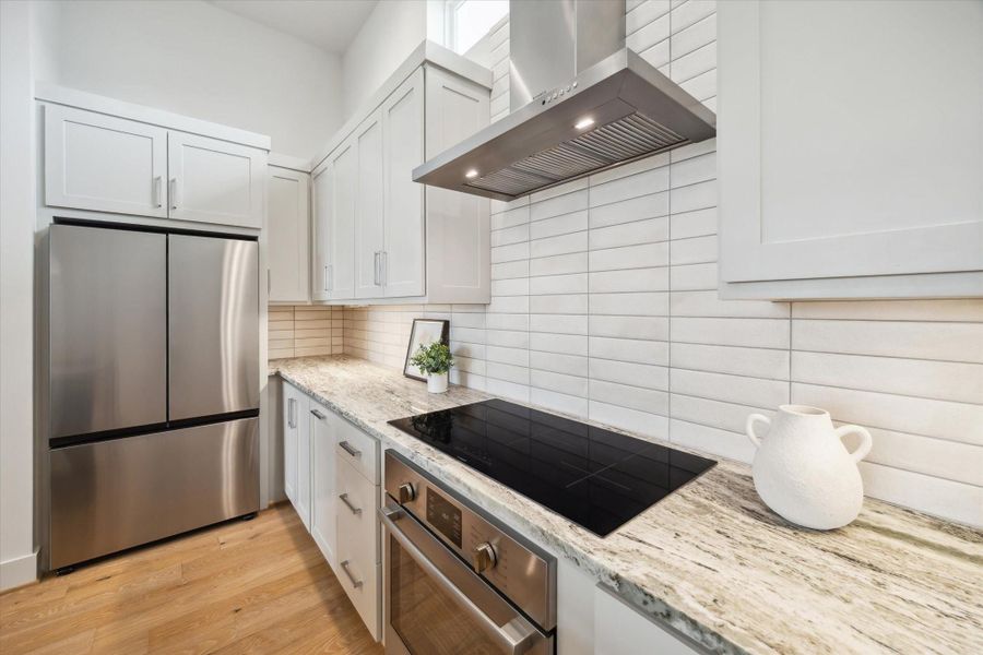 Furnished interior view inside a new home in Point East, Houston (Image 31).