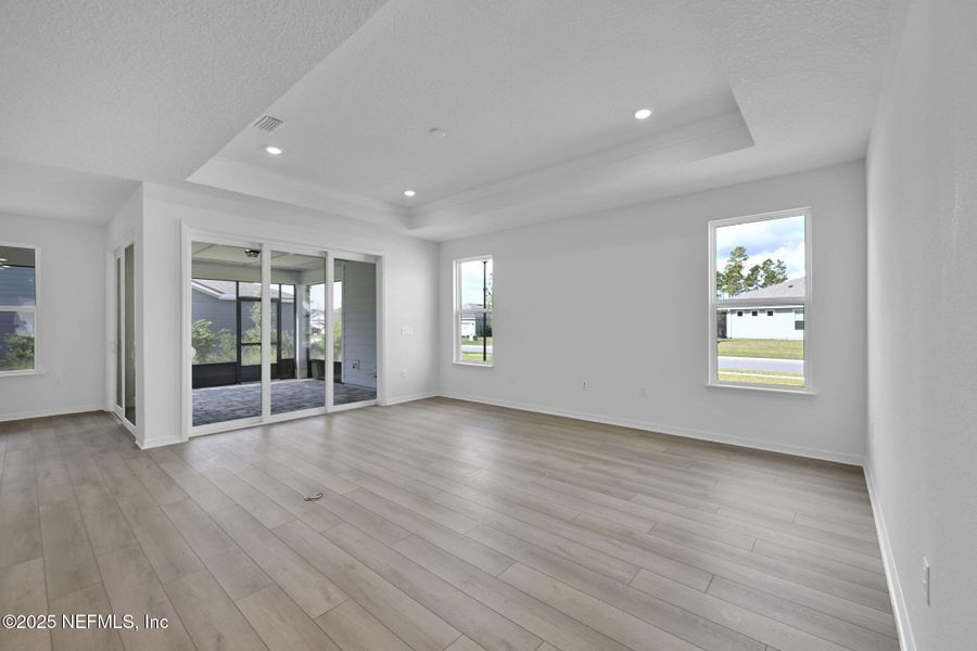 Spacious, unfurnished interior of a new home in Del Webb Nocatee, Ponte Vedra (Image 24).