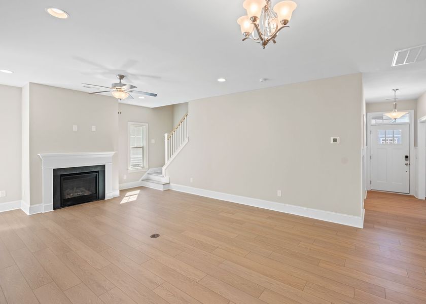 Spacious, unfurnished interior of a new home in Carolina Creek, Hampstead (Image 25).