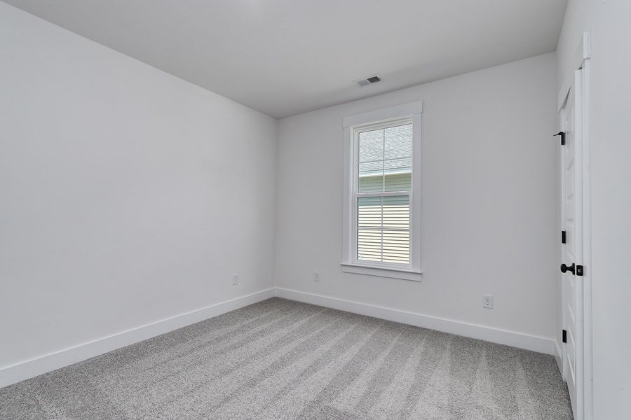 Spacious, unfurnished interior of a new home in Arcadia, Myrtle Beach (Image 34). Spacious, unfurnished interior of a new home in Arcadia, Myrtle Beach (Image 34).