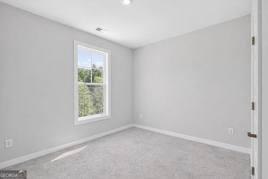 Spacious, unfurnished interior of a new home in The Park at Gainesville Township, Gainesville (Image 11).