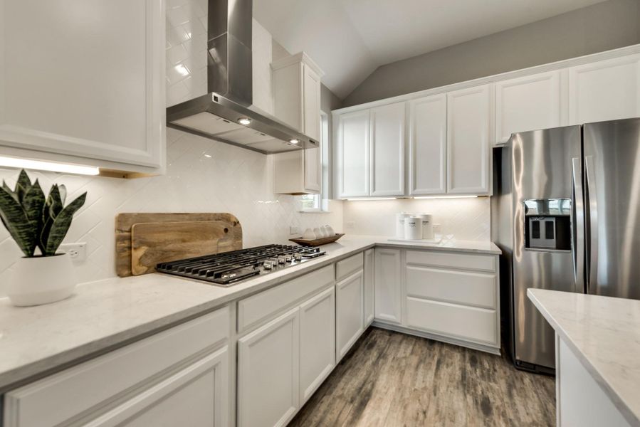 MODEL HOME images may NOT be consistent with the finished product. MODEL HOME images may NOT be consistent with the finished product.