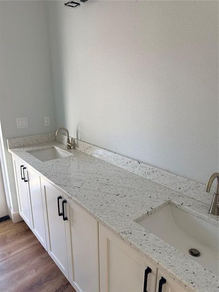 Image 19 of a home in .