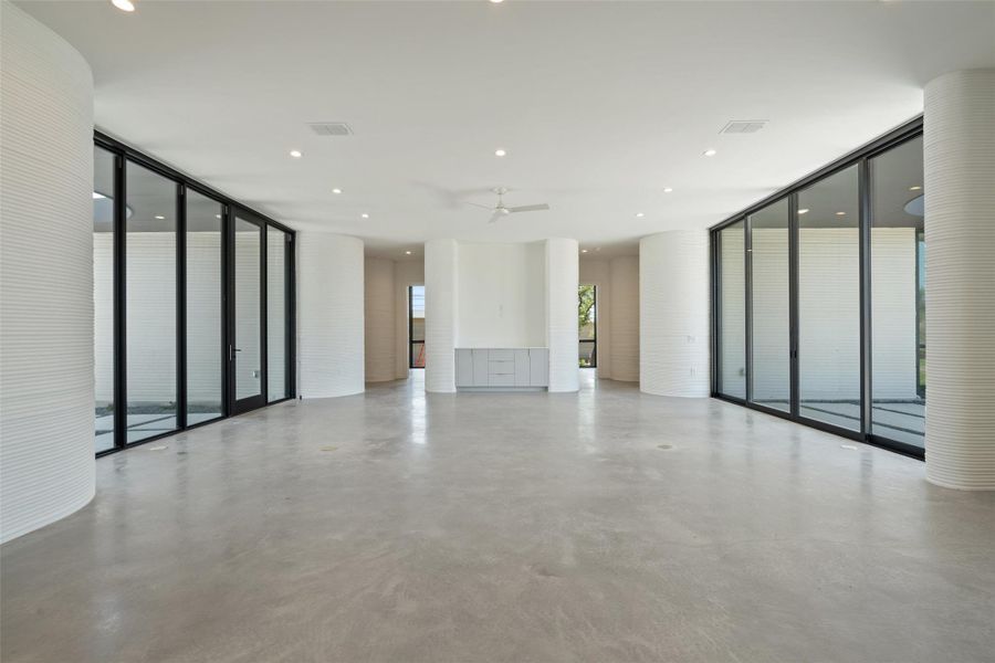 Spacious, unfurnished interior of a new home in Wimberley Springs, Wimberley (Image 15). Spacious, unfurnished interior of a new home in Wimberley Springs, Wimberley (Image 15).