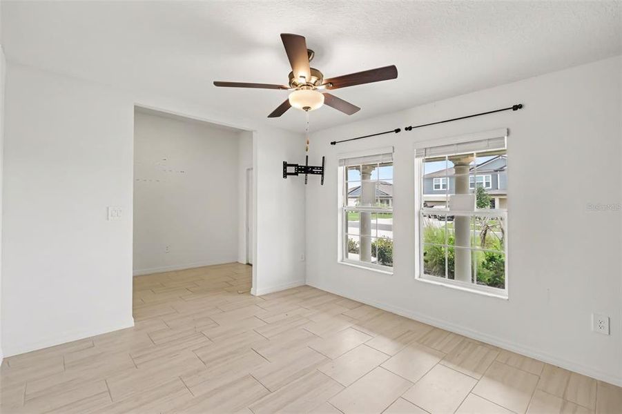 Spacious, unfurnished interior of a new home in , Wimauma (Image 9). Spacious, unfurnished interior of a new home in , Wimauma (Image 9).