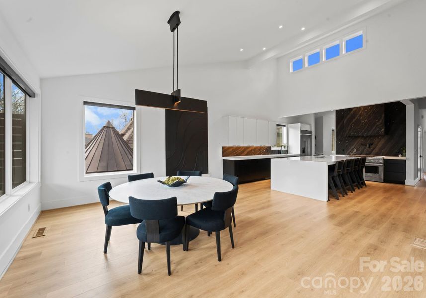 Breakfast - Kitchen