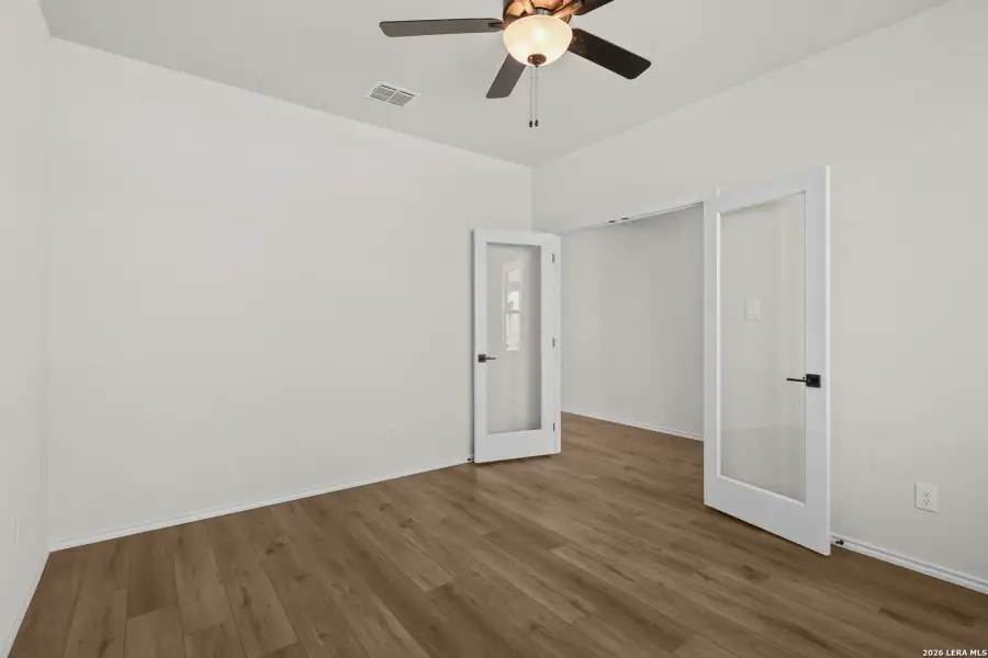 Spacious, unfurnished interior of a new home in Comanche Ridge, San Antonio (Image 36). Spacious, unfurnished interior of a new home in Comanche Ridge, San Antonio (Image 36).