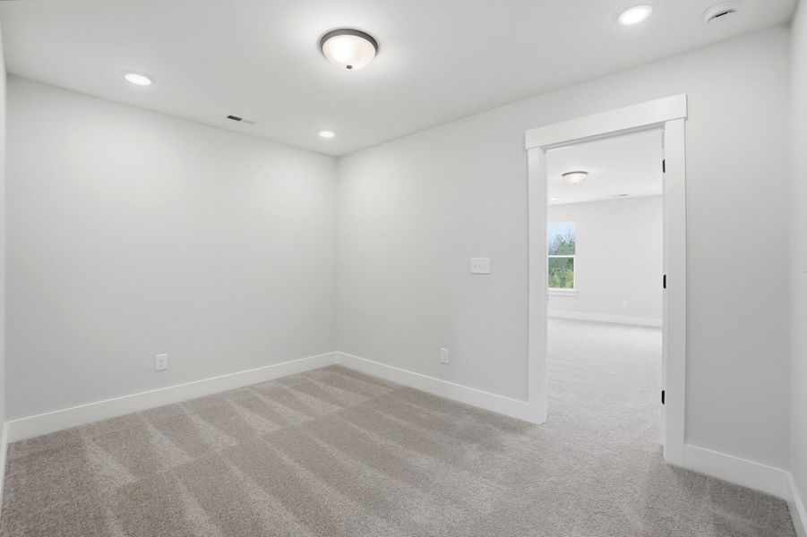Spacious, unfurnished interior of a new home in Blythe Mill Townhomes, Waxhaw (Image 26). Spacious, unfurnished interior of a new home in Blythe Mill Townhomes, Waxhaw (Image 26).