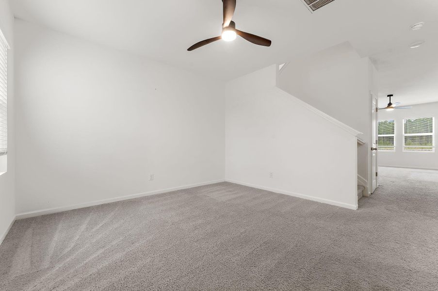 Spacious, unfurnished interior of a new home in , Summerville (Image 14).