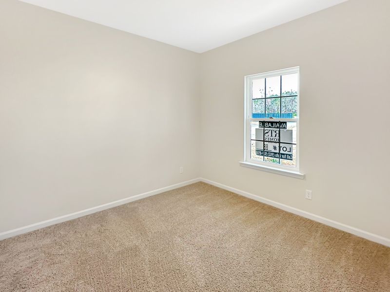 Spacious, unfurnished interior of a new home in Grand Reserve, Hinesville (Image 14).
