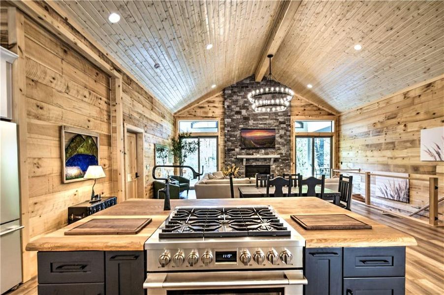 Community amenities in , Blue Ridge (Image 37).