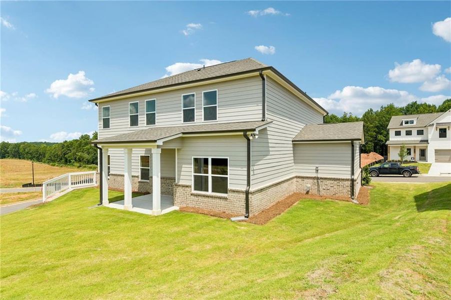 Exterior details and patio area of a home in Fowler Farms, Auburn (Image 27).