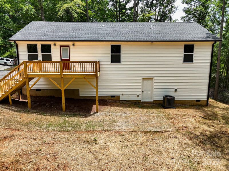 Exterior details and patio area of a home in , Marion (Image 23).