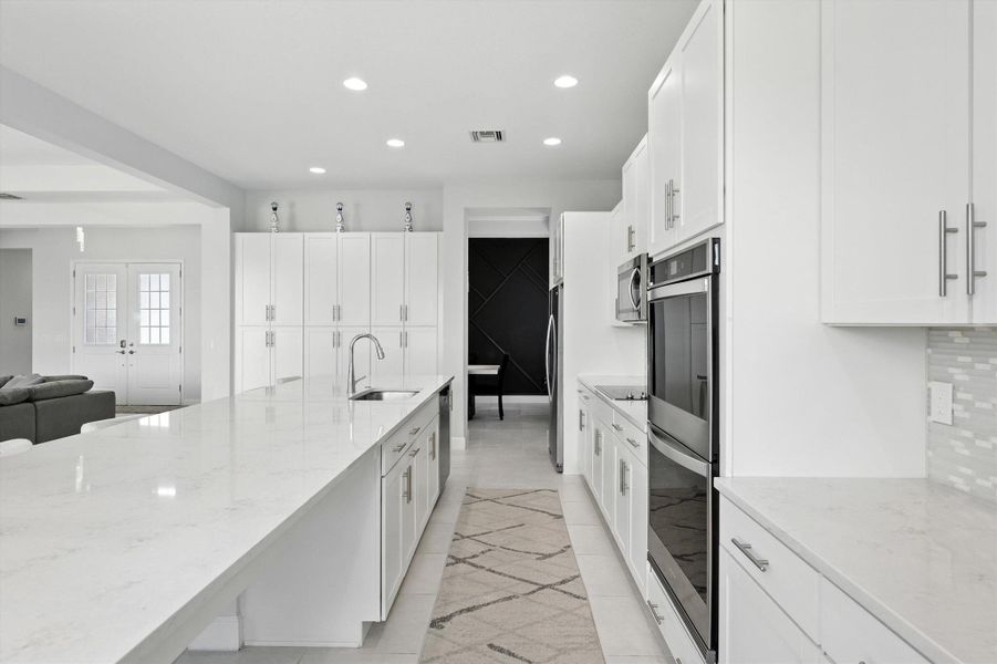 Furnished interior view inside a new home in , Westlake (Image 46).