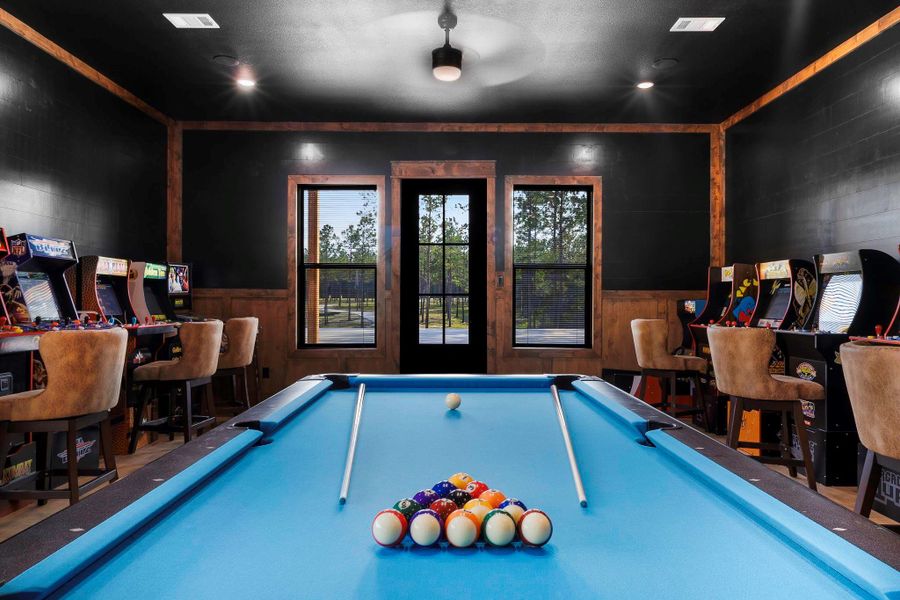 Community amenities in , Onalaska (Image 32).
