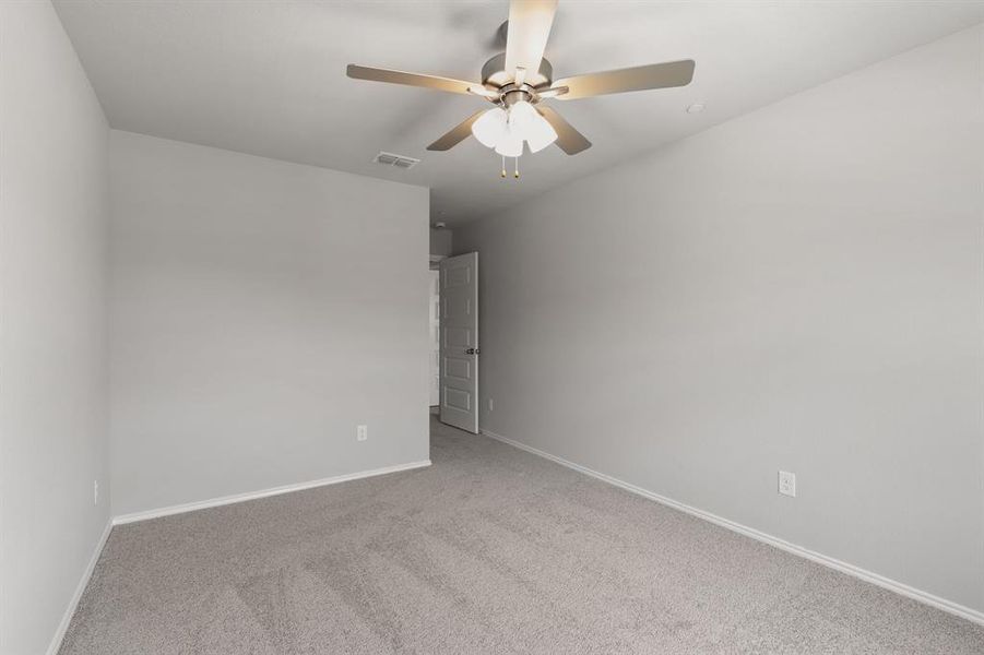 Spacious, unfurnished interior of a new home in Heartland Townhomes, Heartland (Image 22).