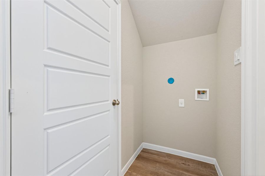 Spacious, unfurnished interior of a new home in Woodland Lakes, Huffman (Image 46).