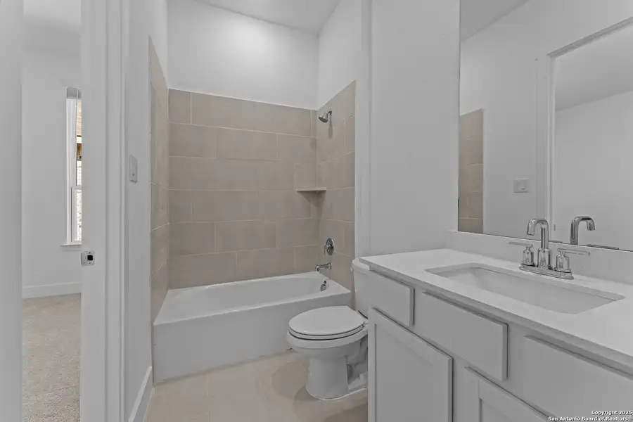 Furnished interior view inside a new home in , New Braunfels (Image 5). Furnished interior view inside a new home in , New Braunfels (Image 5).