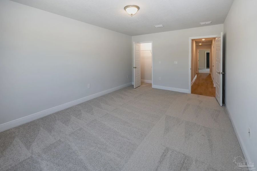 Spacious, unfurnished interior of a new home in Emmaline Gardens, Milton (Image 27).