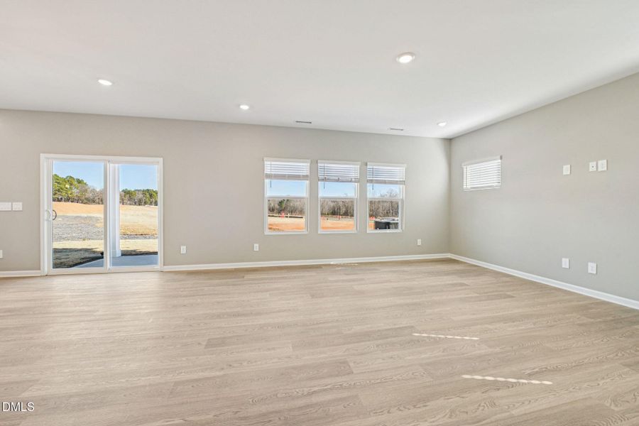 8-web-or-mls-Raleigh - Watkins Glen - 35 8-web-or-mls-Raleigh - Watkins Glen - 35