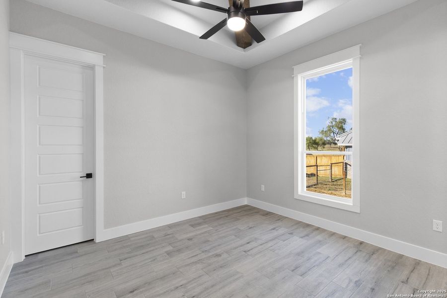 Spacious, unfurnished interior of a new home in , Adkins (Image 22).