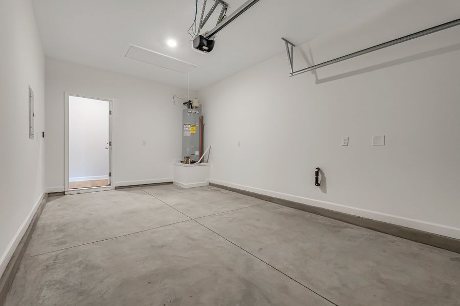 Spacious, unfurnished interior of a new home in Live Oak Cottages, Freeport (Image 46). Spacious, unfurnished interior of a new home in Live Oak Cottages, Freeport (Image 46).