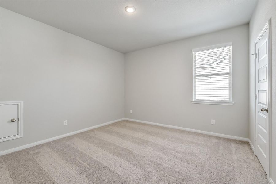 Spacious, unfurnished interior of a new home in Anderson Lakes, Houston (Image 41). Spacious, unfurnished interior of a new home in Anderson Lakes, Houston (Image 41).
