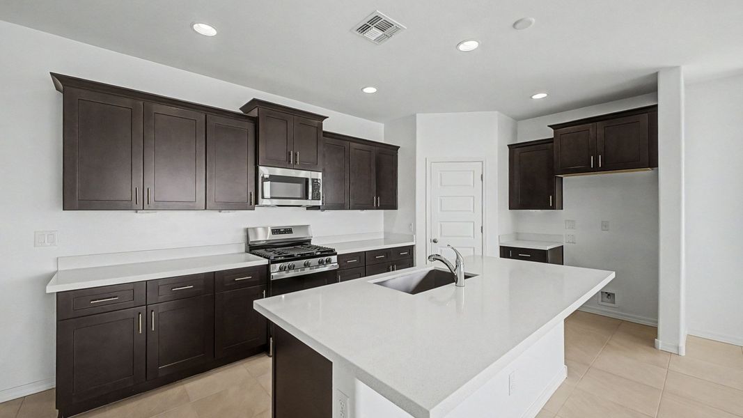 Furnished interior view inside a new home in The Villas at Mystic, Peoria (Image 7).