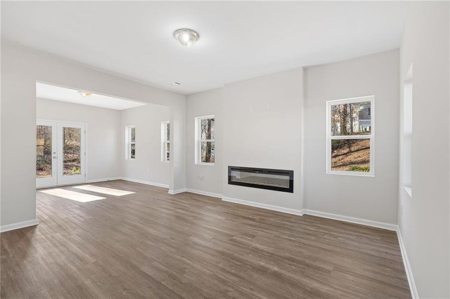 Spacious, unfurnished interior of a new home in , Temple (Image 16).