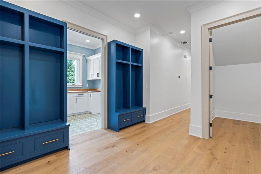 Spacious, unfurnished interior of a new home in , Lilburn (Image 84).