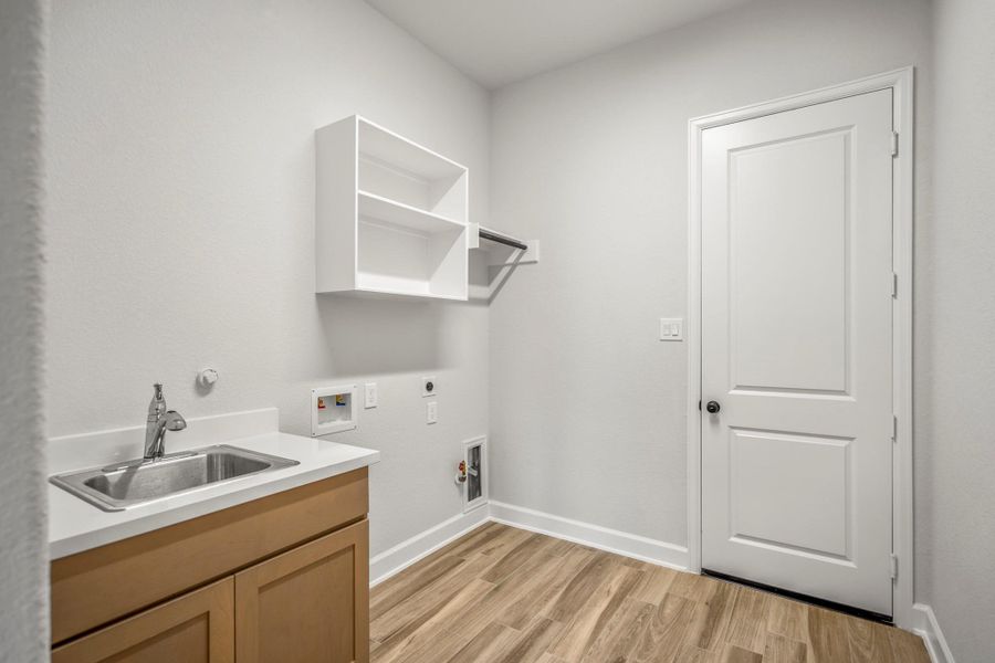 Furnished interior view inside a new home in Sienna 70' Lots, Missouri City (Image 7). Furnished interior view inside a new home in Sienna 70' Lots, Missouri City (Image 7).