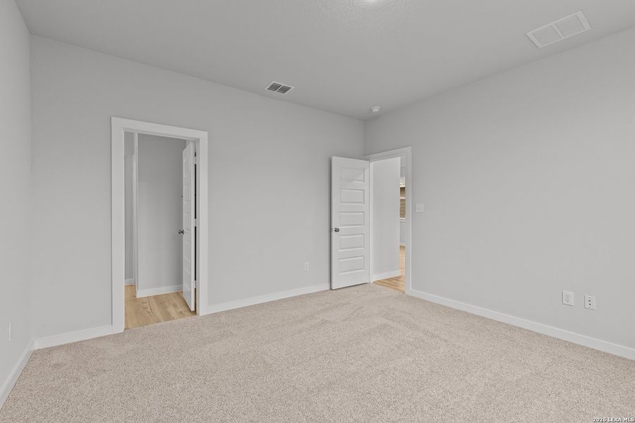 Spacious, unfurnished interior of a new home in Garden Grove, San Antonio (Image 19). Spacious, unfurnished interior of a new home in Garden Grove, San Antonio (Image 19).